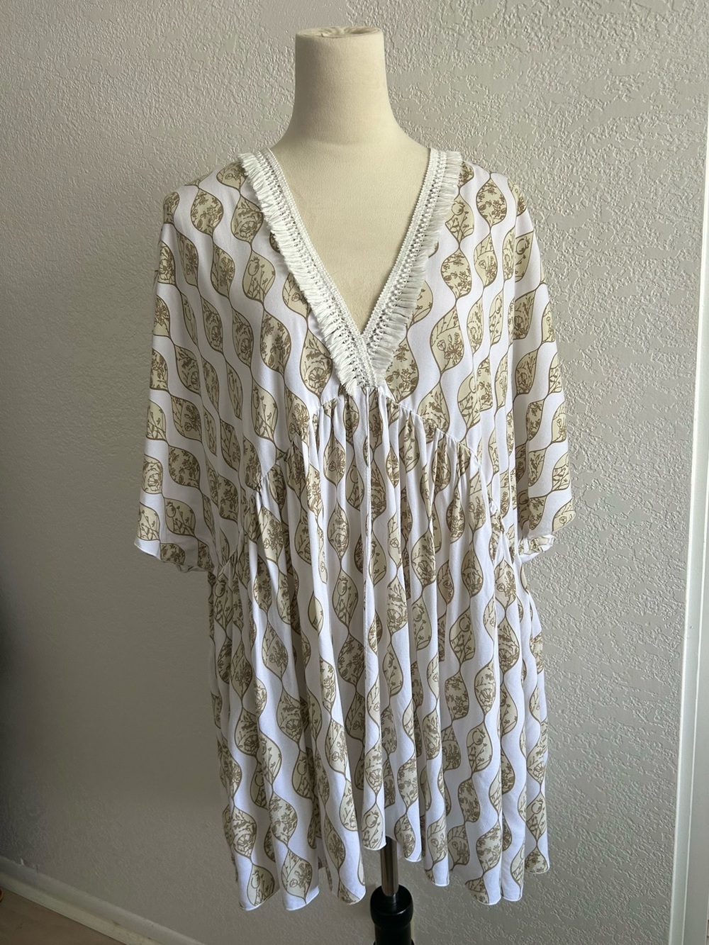 Khush Boho White Deluxe Beige Oversized Flowy Tunic Mini Dress Beach Coverup